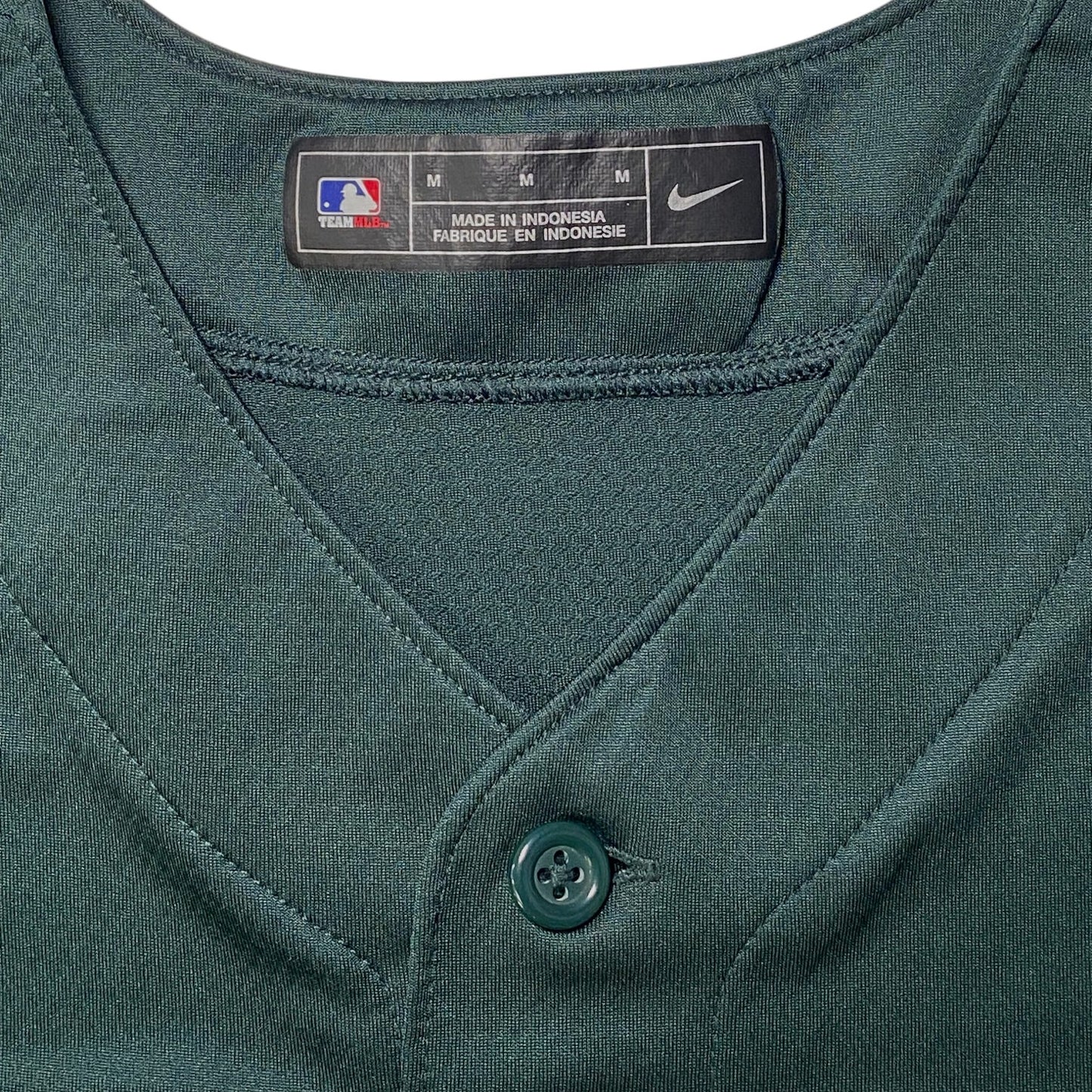 Nike Oakland Athletics alternate replica jersey featuring