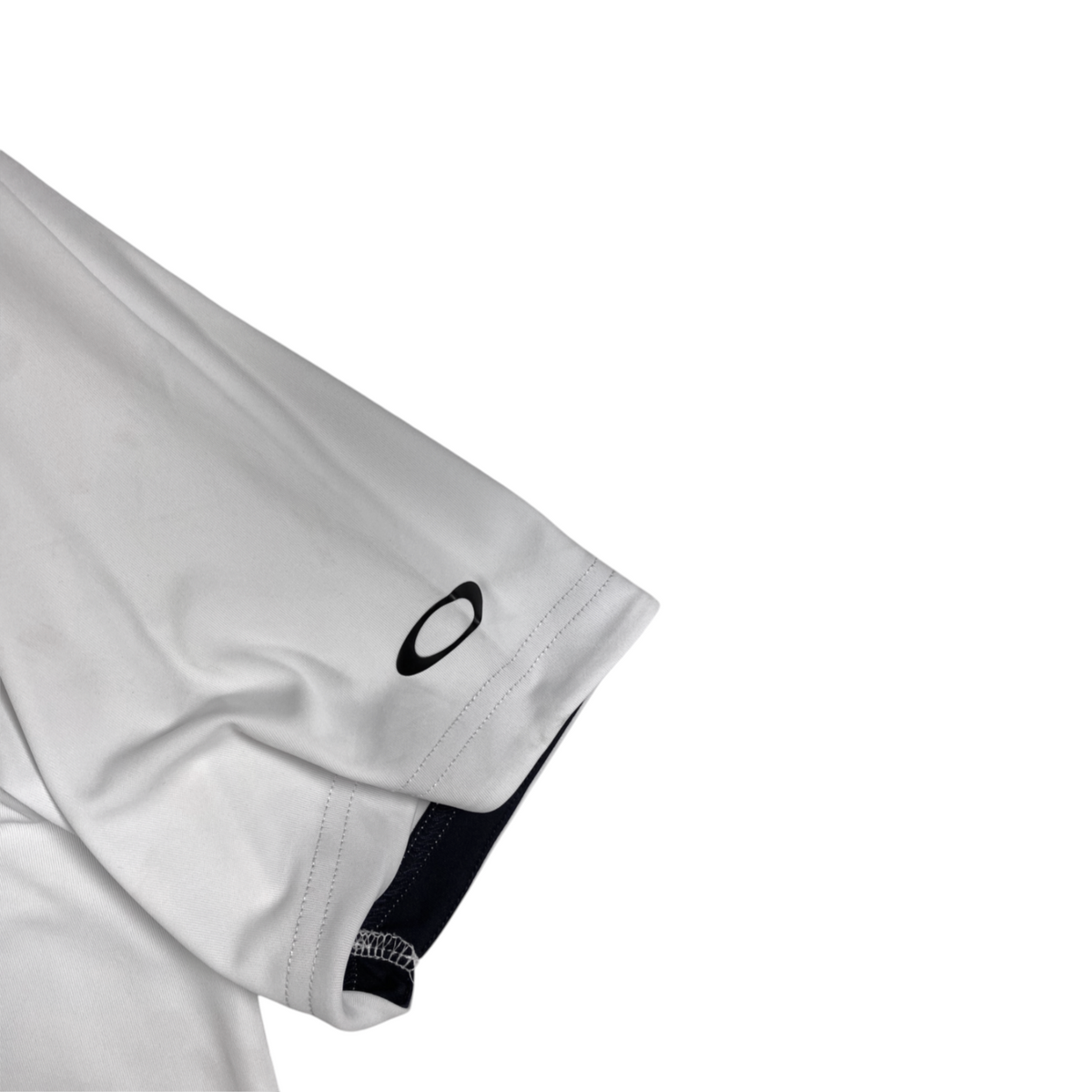 Digg It Thrift & Vintage white Oakley athletic golf polo shirt sleeve with black logo detail
