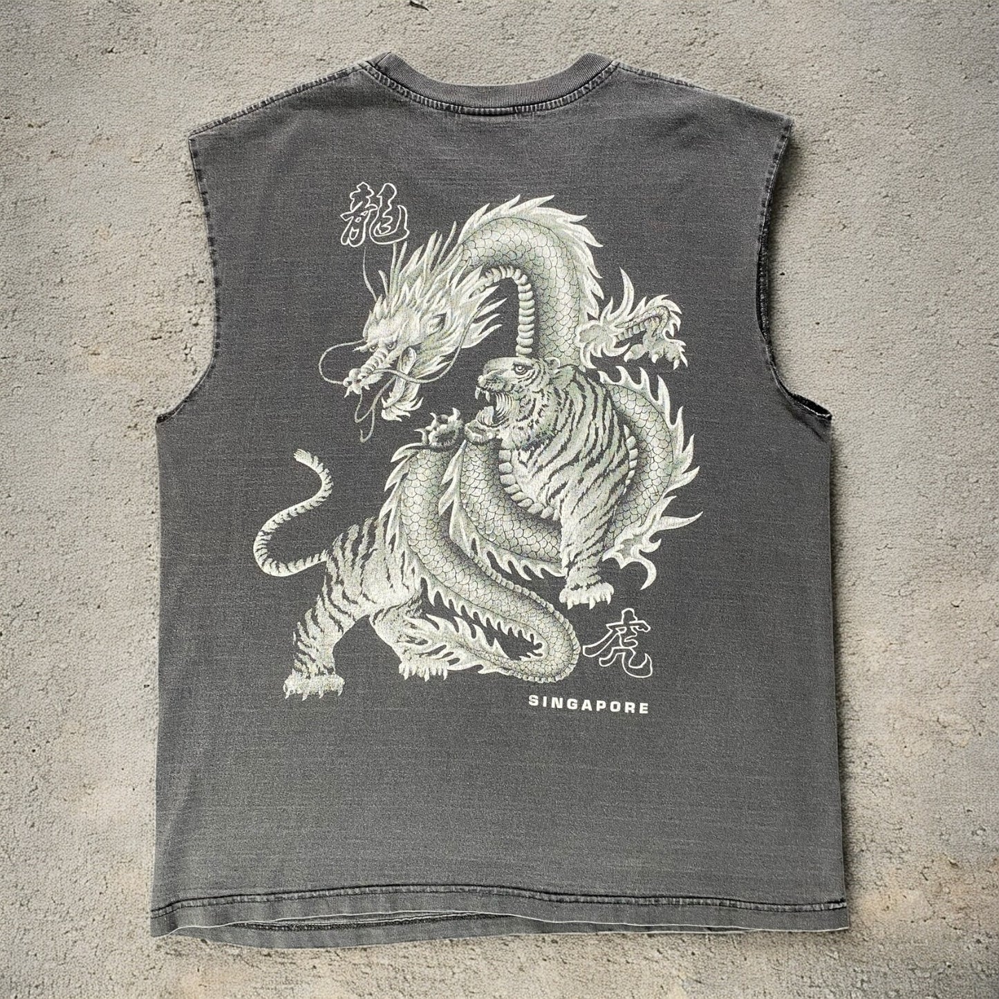 Hot Eagle Singapore Graphic sleeveless T-shirt