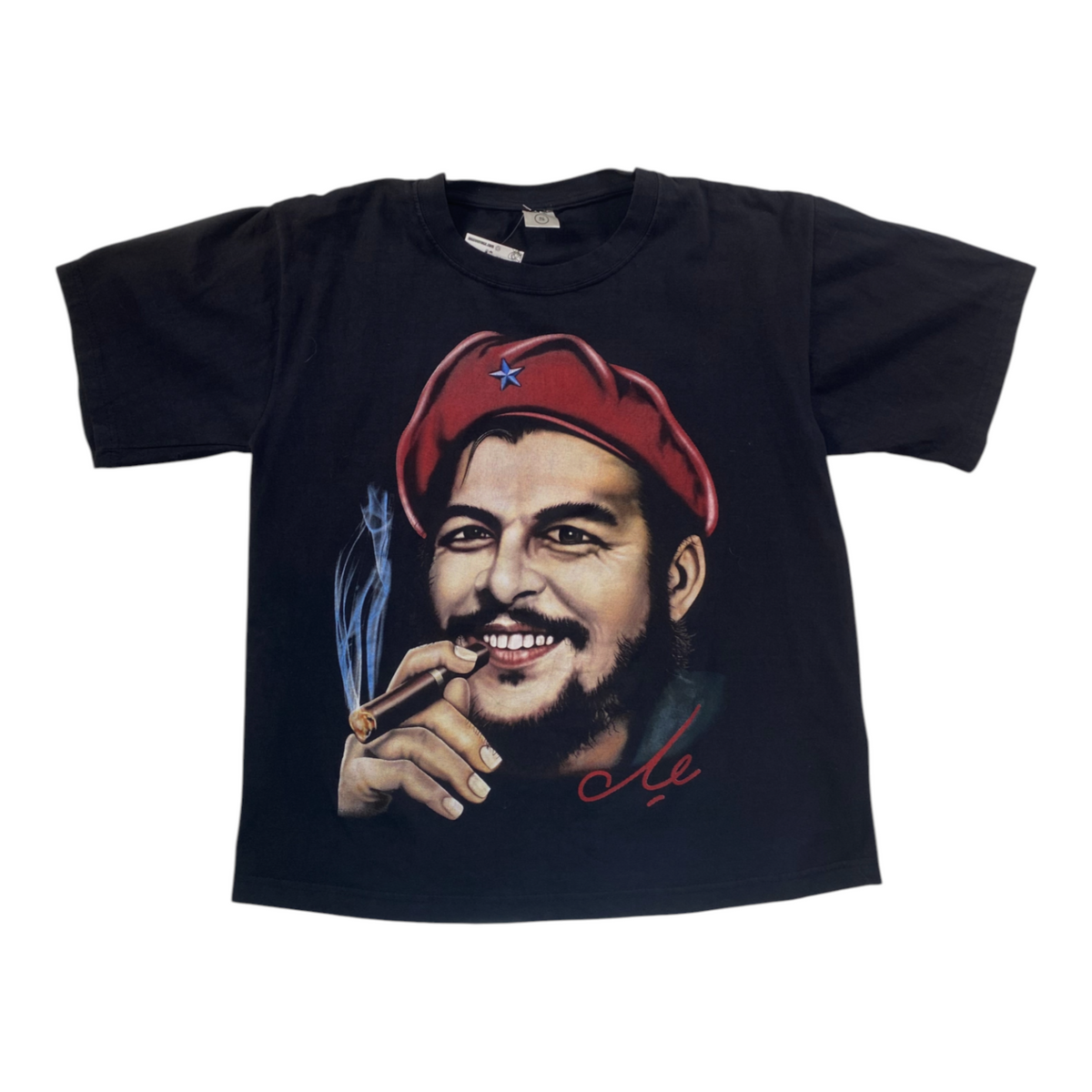 Digg It Thrift & Vintage black t-shirt featuring a graphic print of Che Guevara smoking a cigar in a red beret.
