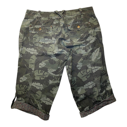 Dorothy Perkins Camo Leaf Pattern Utility Shorts