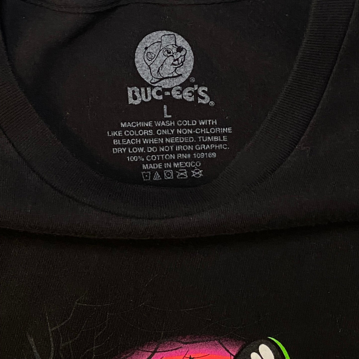 Buc-ee's Halloween Spooky Stuff T-Shirt
