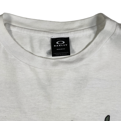 Digg It Thrift & Vintage white Oakley t-shirt with crew neck and internal brand label showing size 2XL