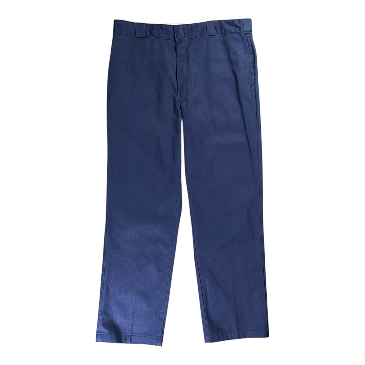 Digg It Thrift & Vintage navy blue Dickies 874 original fit work pants with a structured, durable cotton blend fabric.