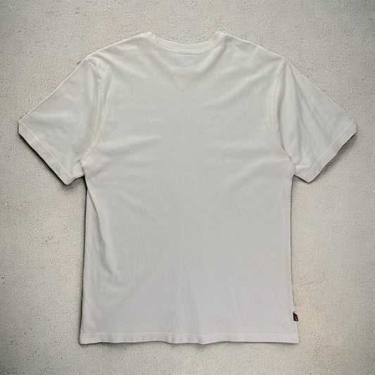 Vintage Nike Swoosh Streetwear Center Logo T-shirt
