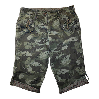 Dorothy Perkins Camo Leaf Pattern Utility Shorts