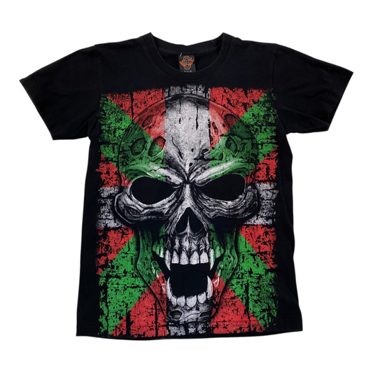 Digg It Thrift & Vintage black t-shirt featuring a distressed Basque flag skull graphic print, size small.