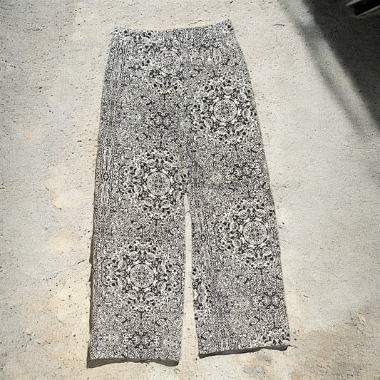 Les Benjamin Black/white Cargo Pants