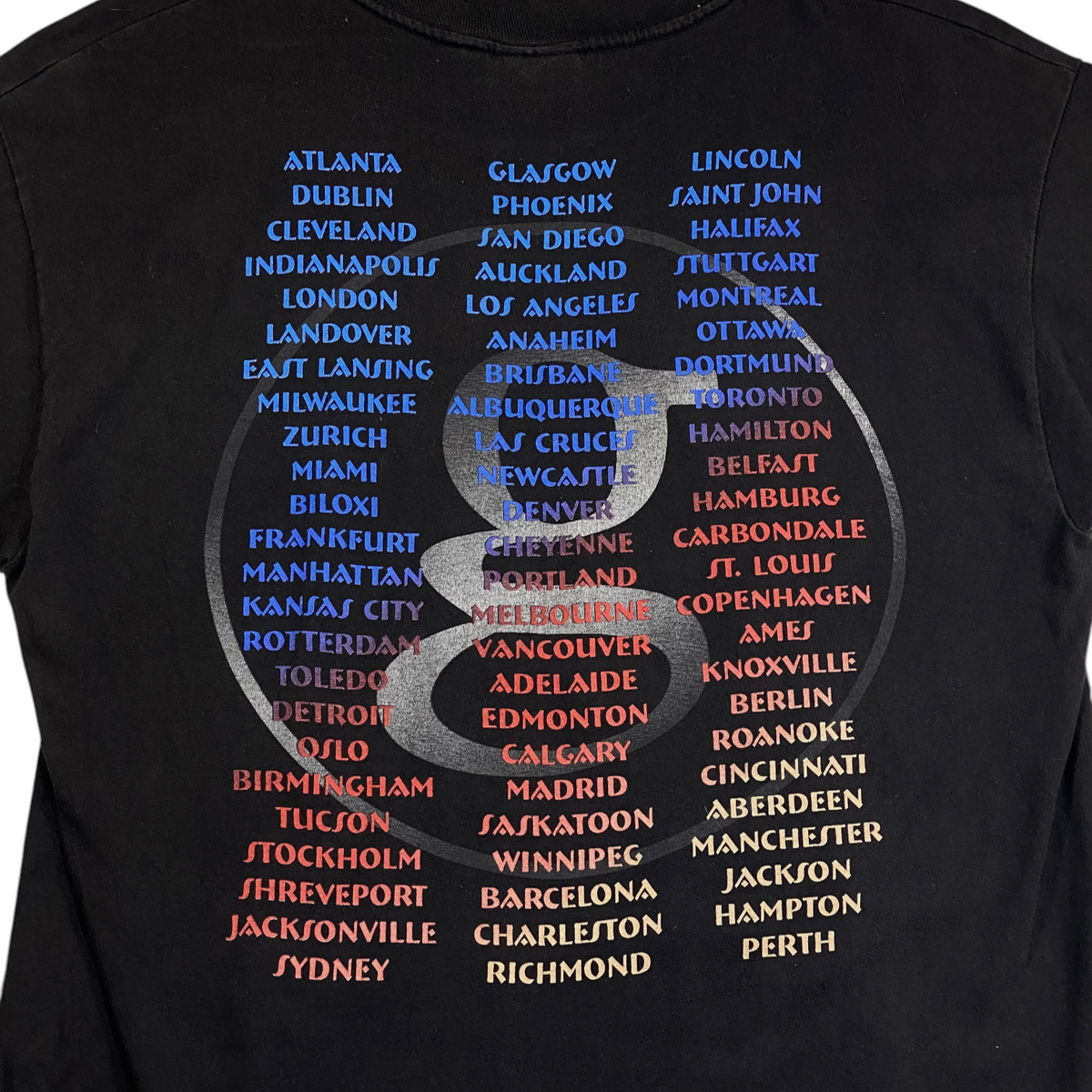 Digg It Thrift & Vintage faded black 1990s Garth Brooks world tour graphic t-shirt with city list print