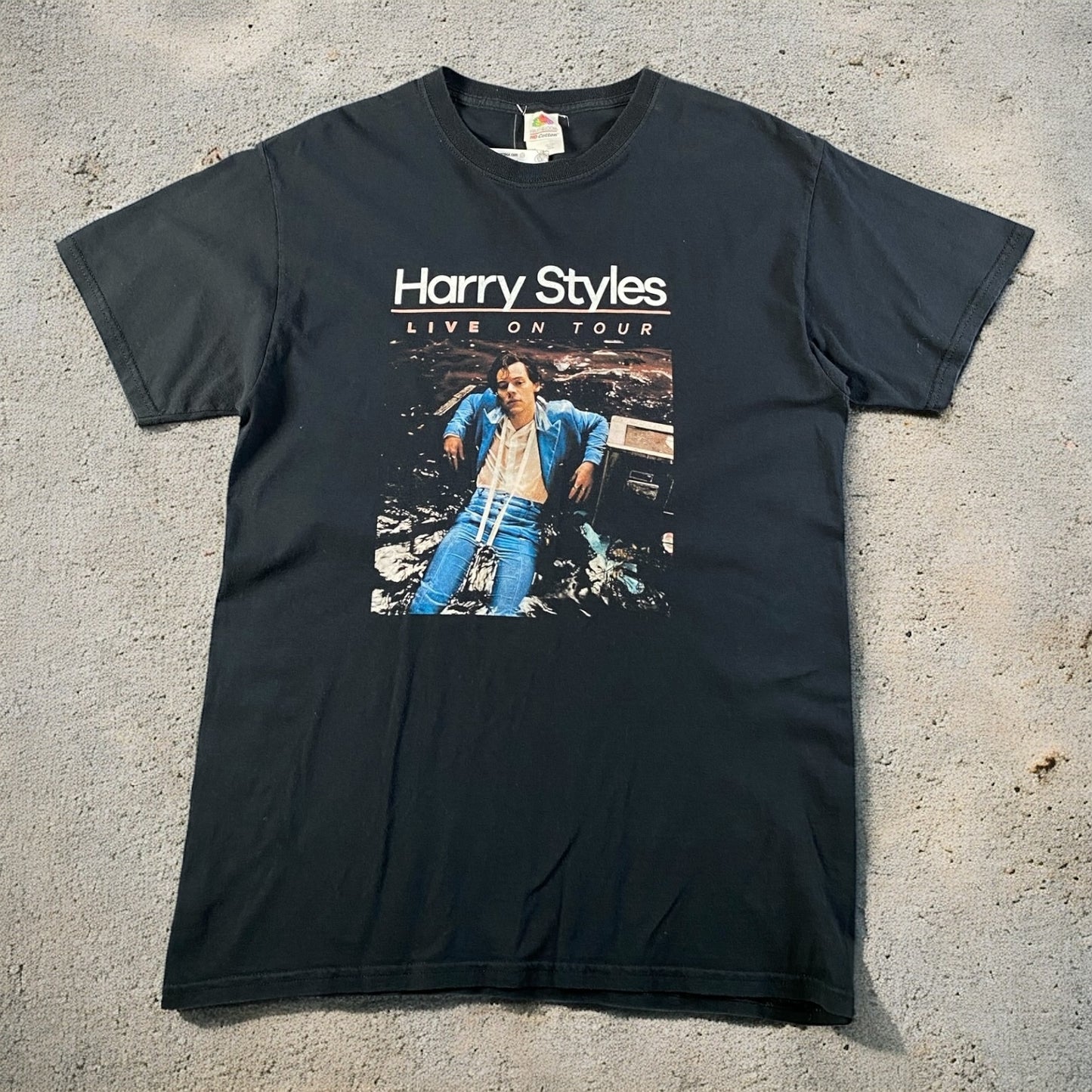 Harry Styles "Live On Tour" T-shirt