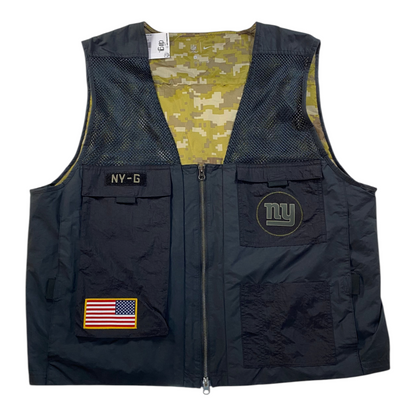 Digg It Thrift & Vintage Nike NFL New York Giants Salute to Service tactical vest in black with camo lining