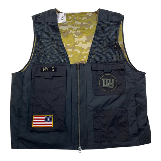 Digg It Thrift & Vintage Nike NFL New York Giants Salute to Service tactical vest in black with camo lining