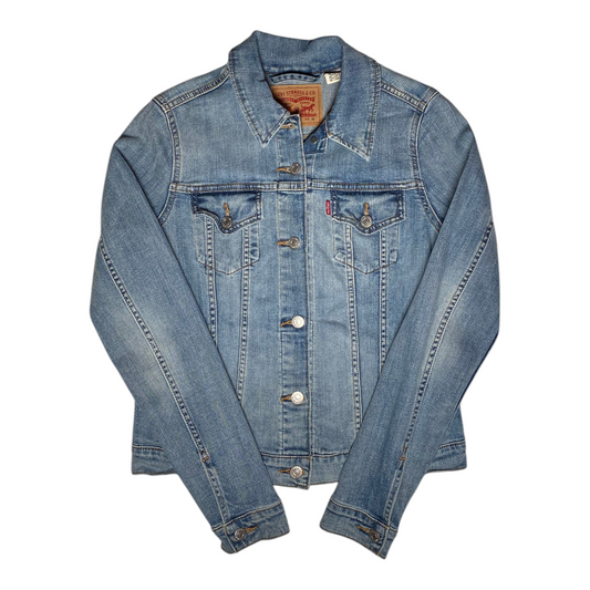 Digg It Thrift & Vintage Levi's light wash denim trucker jacket with button-up front and classic collar