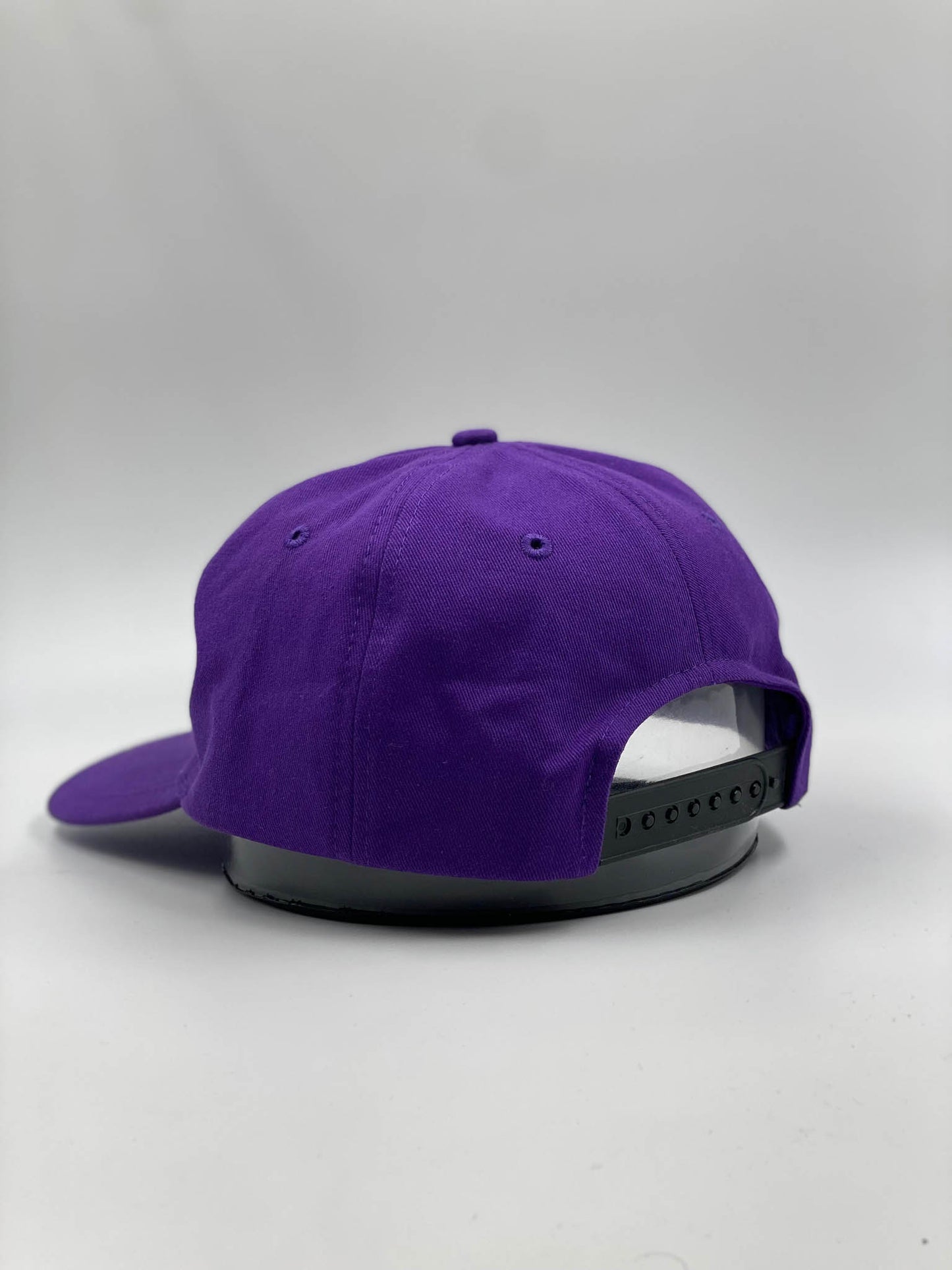 Paccbet Purple Cap