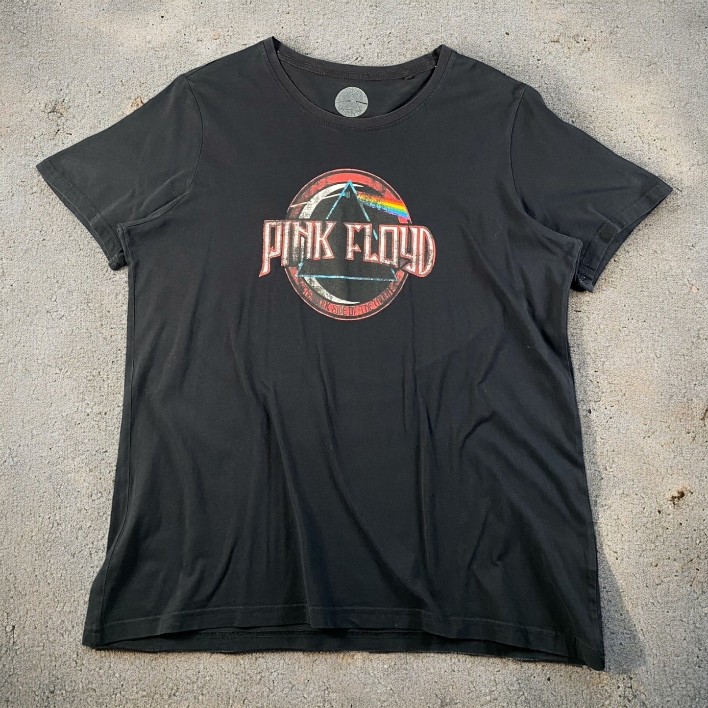 Pink Floyd "Dark Side of the Moon" Graphic T-shirt