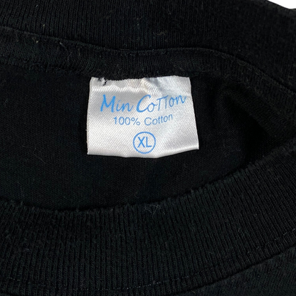 Digg It Thrift & Vintage AC/DC Hell's Bells band t-shirt tag showing 100% cotton and size XL