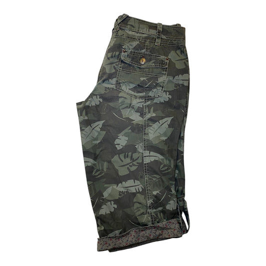 Dorothy Perkins Camo Leaf Pattern Utility Shorts