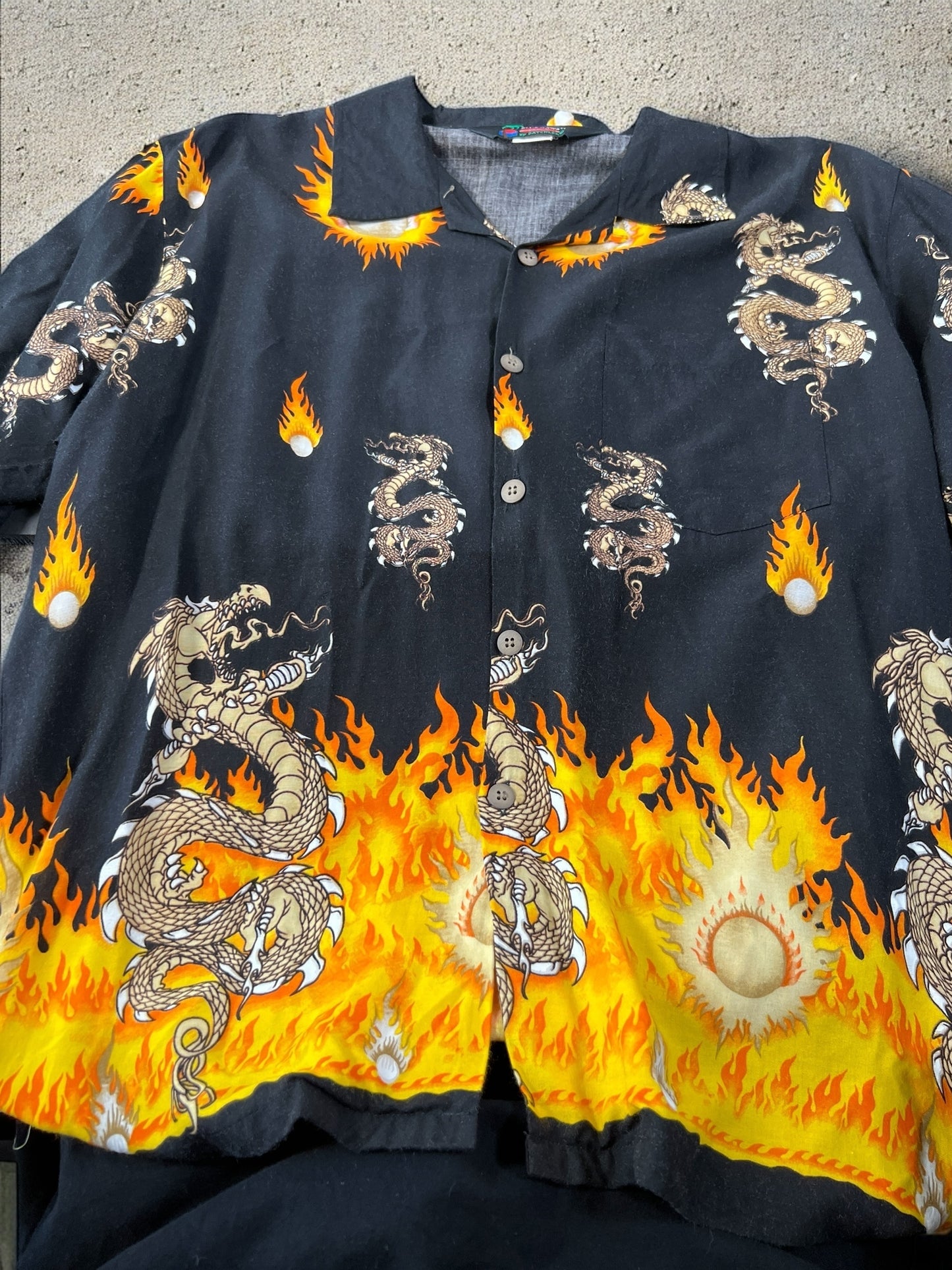 Blue Hawaii Datchler Dragon Black Shirt