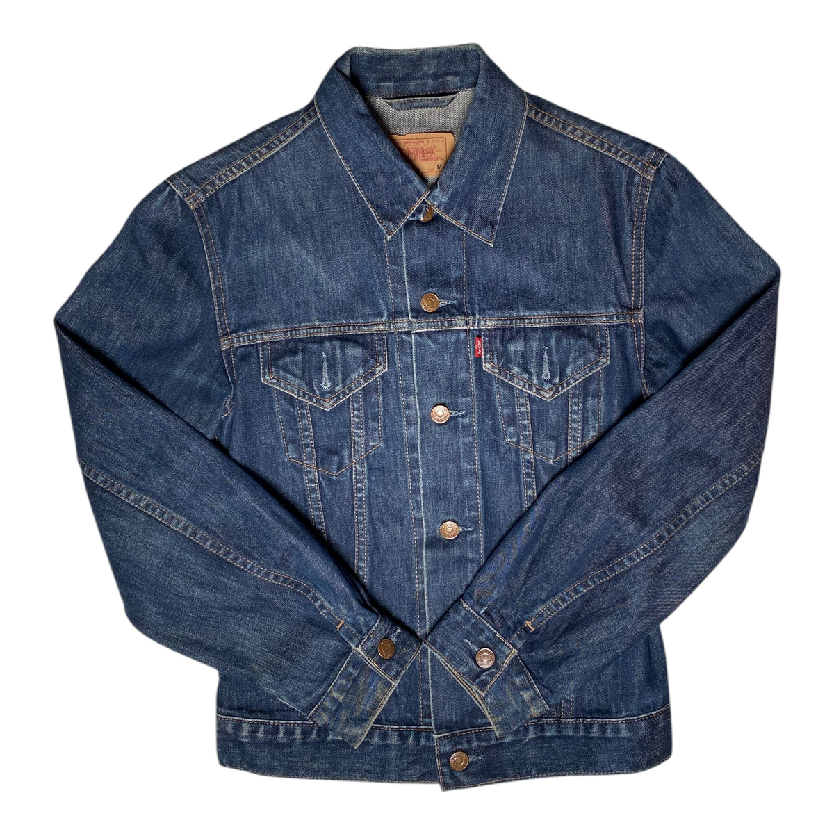 Digg It Thrift & Vintage women's vintage blue denim trucker jacket with button-up front and chest pockets