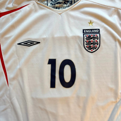 2006 Umbro England #10 Michael Owen Home Jersey