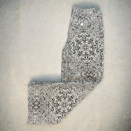 Les Benjamin Black/white Cargo Pants