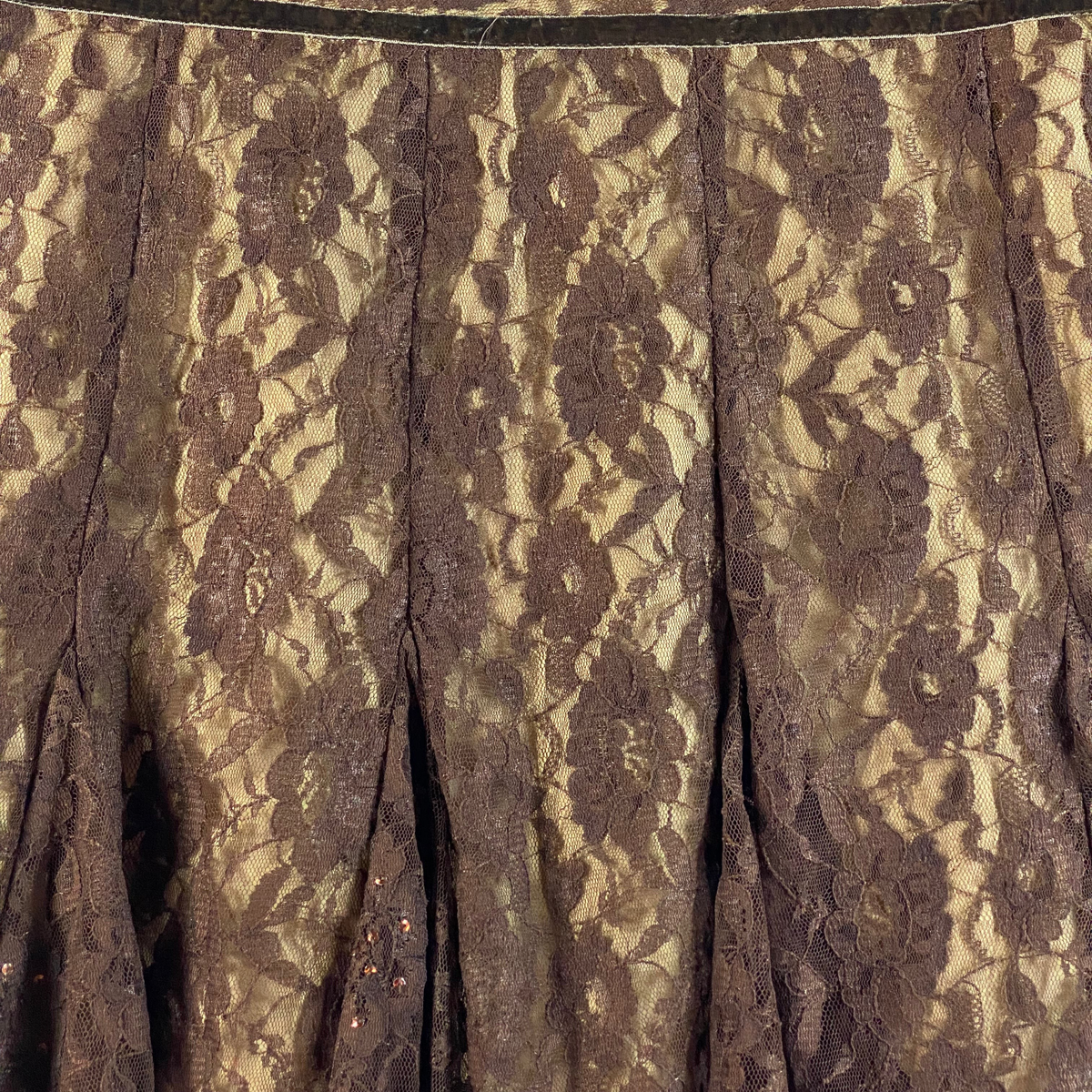 Digg It Thrift & Vintage brown floral lace pleated mini skirt with tiered design and subtle sequin detailing