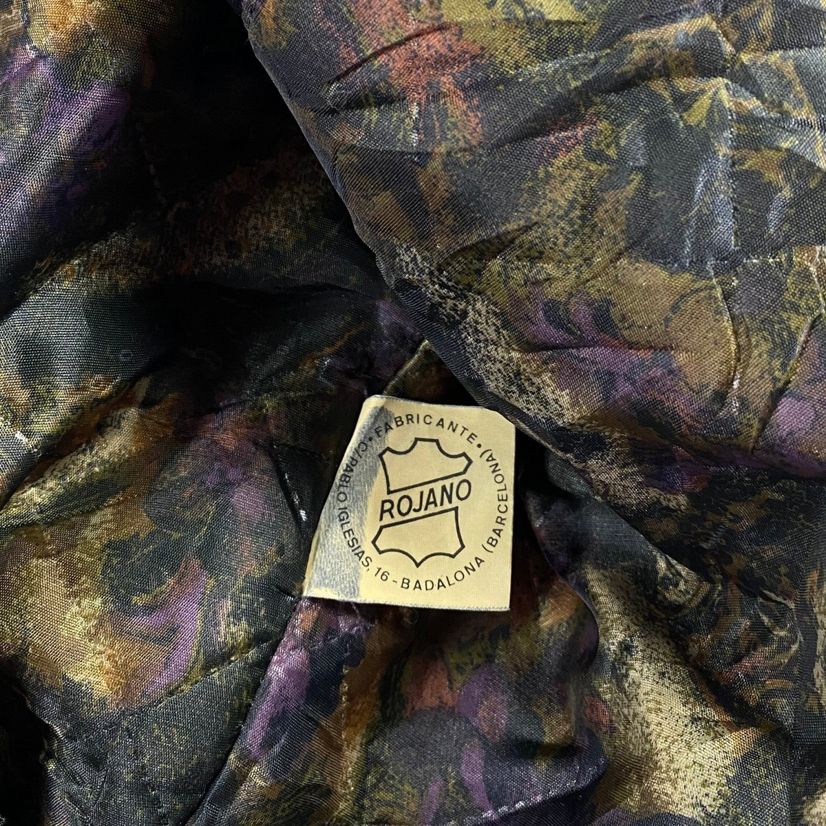 Digg It Thrift & Vintage Rojano Barcelona leather bomber jacket interior label and patterned lining