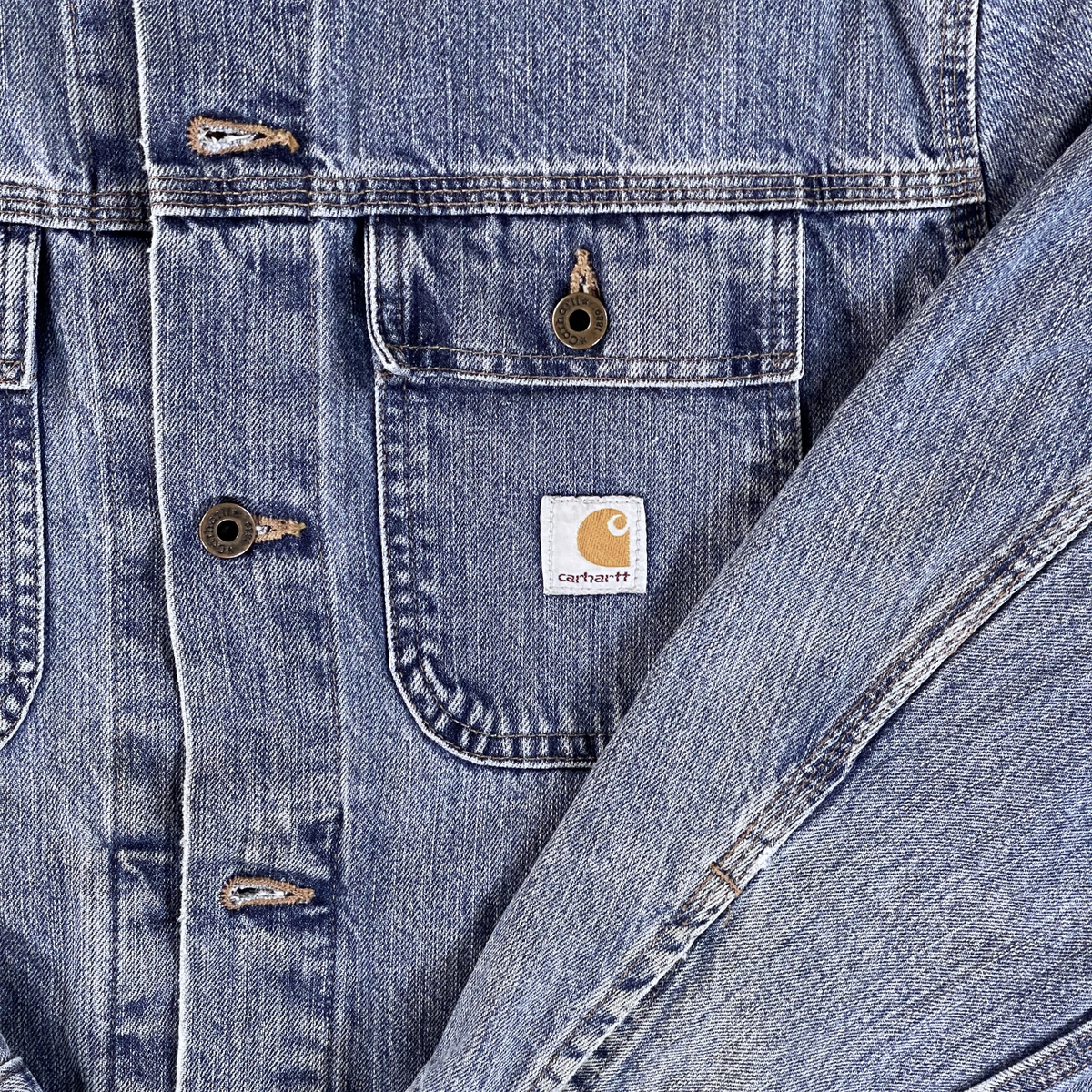 Carhartt J188 LVN Light Vintage Wash Denim Trucker Jacket