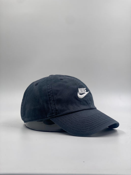 Nike Lettered  Black  Cap