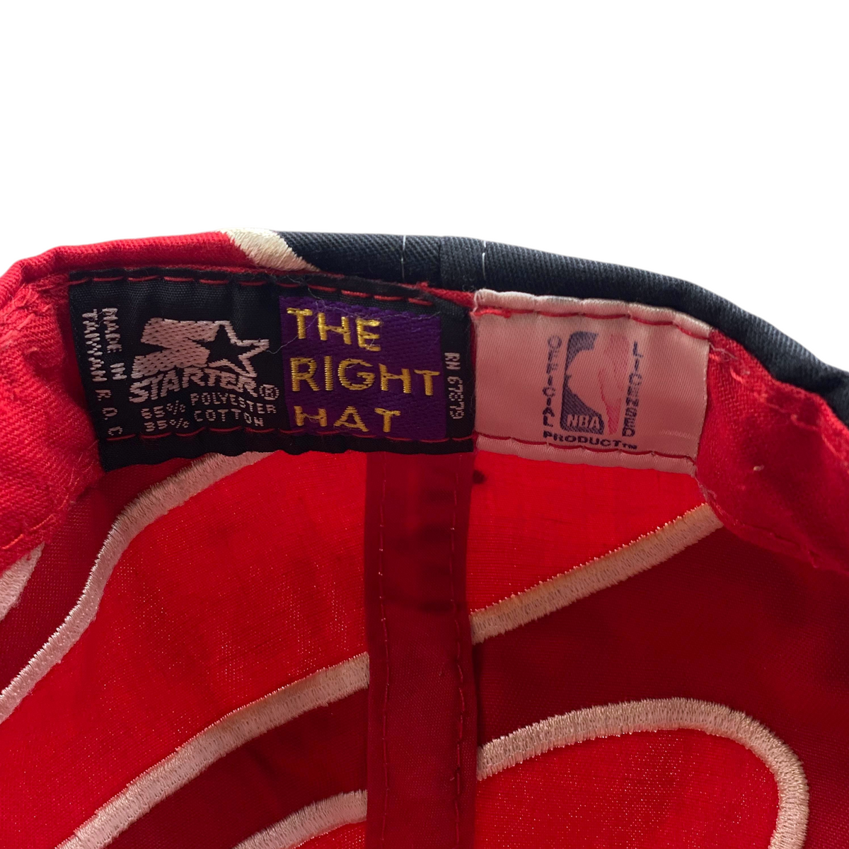 Digg It Thrift & Vintage 90s Chicago Bulls Starter cap interior label showing branding and NBA license tag