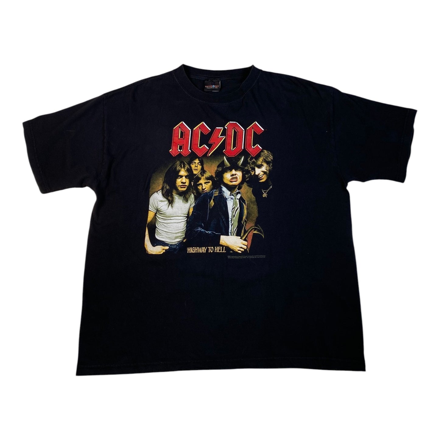 Digg It Thrift & Vintage black AC/DC Highway To Hell 2003 band t-shirt with iconic album cover graphic print