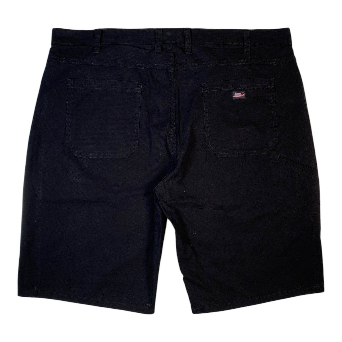 Digg It Thrift & Vintage black Dickies work shorts with back pockets and logo patch, size 40