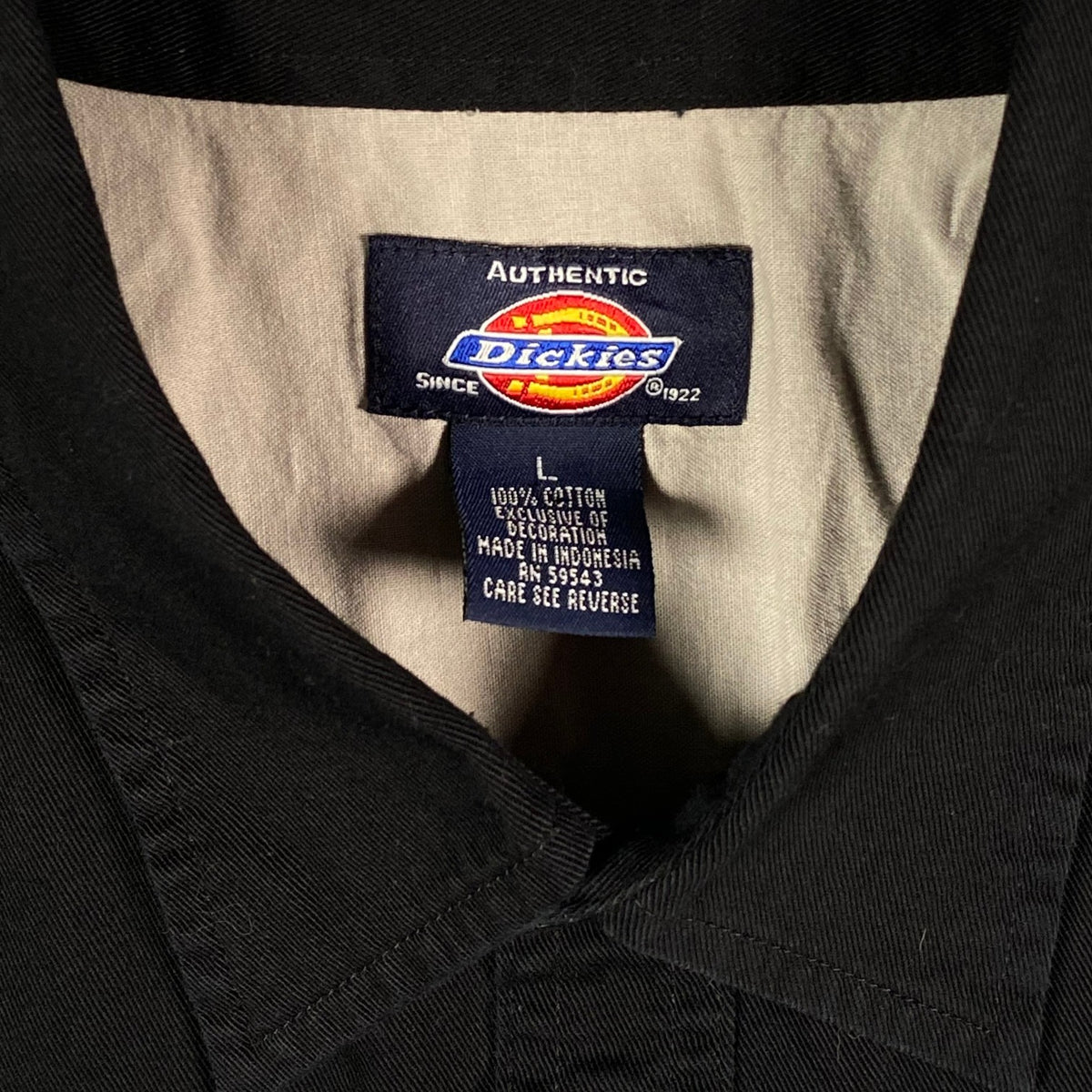 Digg It Thrift & Vintage black Dickies short sleeve work shirt with authentic brand label and size large tag