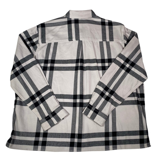 Back view of a Digg It Thrift & Vintage Carhartt black and white plaid flannel long sleeve shirt in size XL.