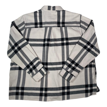 Back view of Digg It Thrift & Vintage Carhartt Rugged Flex white and black plaid flannel shirt with long sleeves