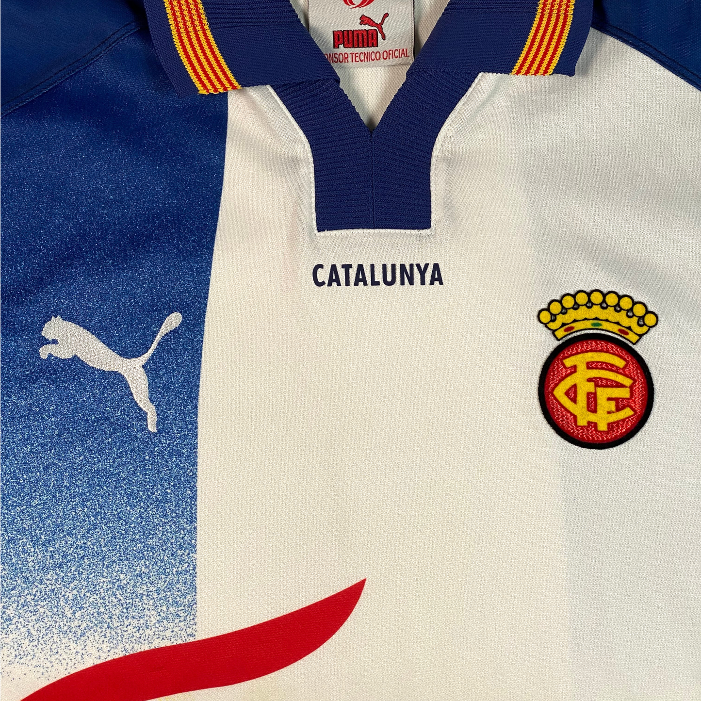 Digg It Thrift & Vintage 1999-2000 Catalunya national team football shirt featuring Puma logo and team crest