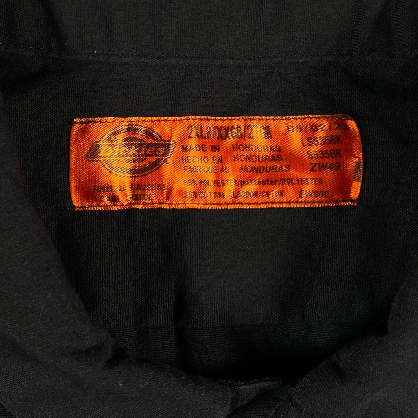 Digg It Thrift & Vintage black Dickies work shirt featuring an orange interior size tag for 2XL