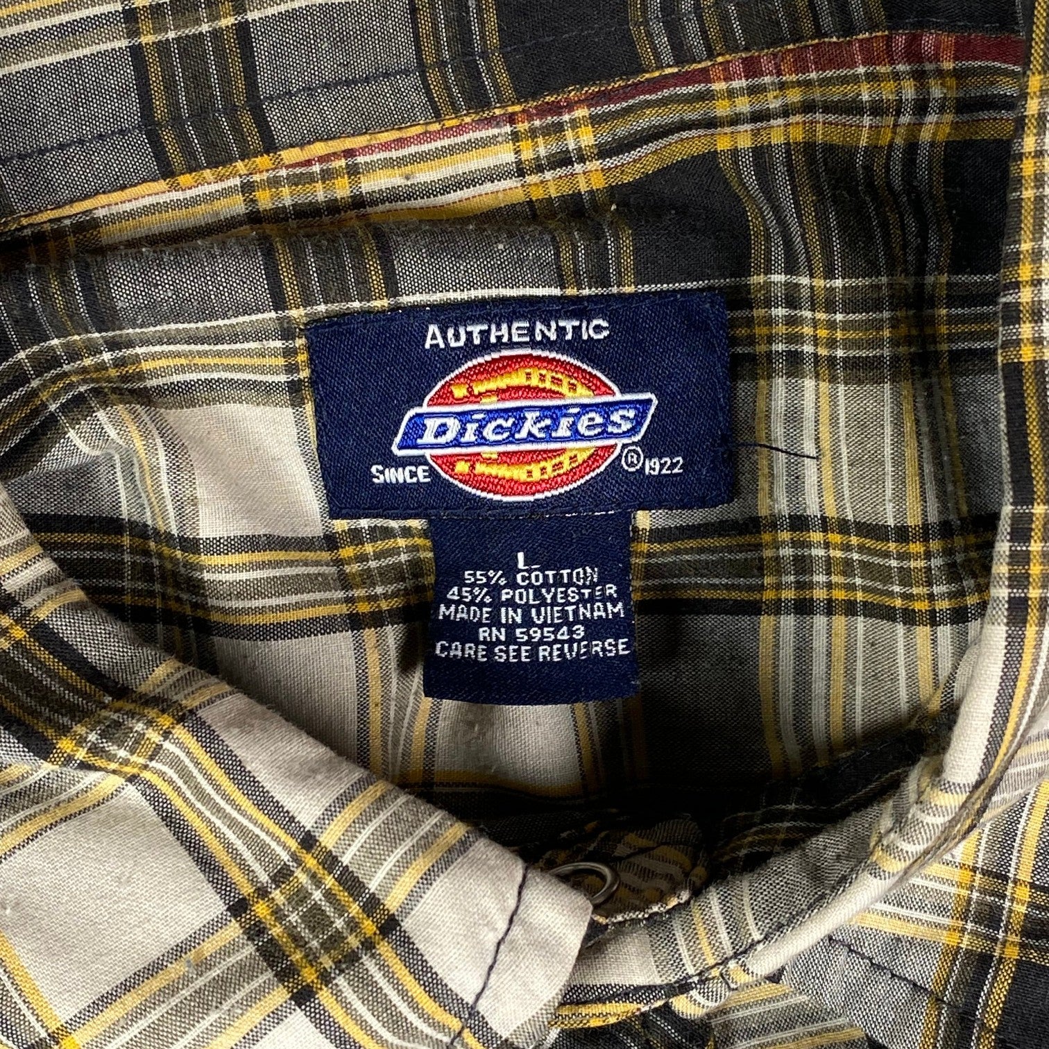 Digg It Thrift & Vintage Dickies plaid long sleeve shirt with pearl snap buttons and size large tag