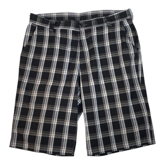 Digg It Thrift & Vintage Dickies black and white plaid shorts with a button closure and side pockets