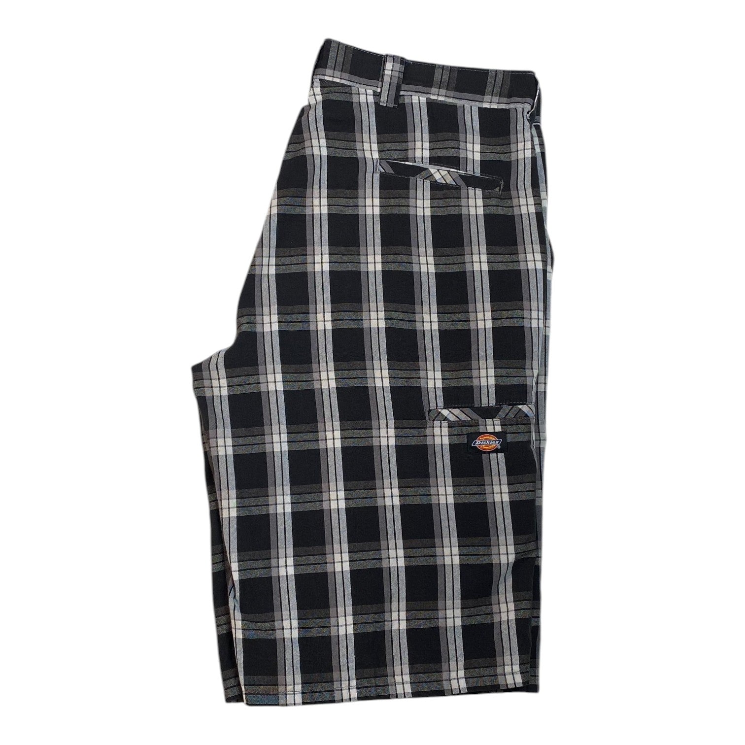 Digg It Thrift & Vintage Dickies black and white plaid shorts with a side pocket and logo patch, size 38