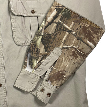 Digg It Thrift & Vintage Dickies x Realtree grey outdoor shooting shirt with camo sleeve detail and button cuffs