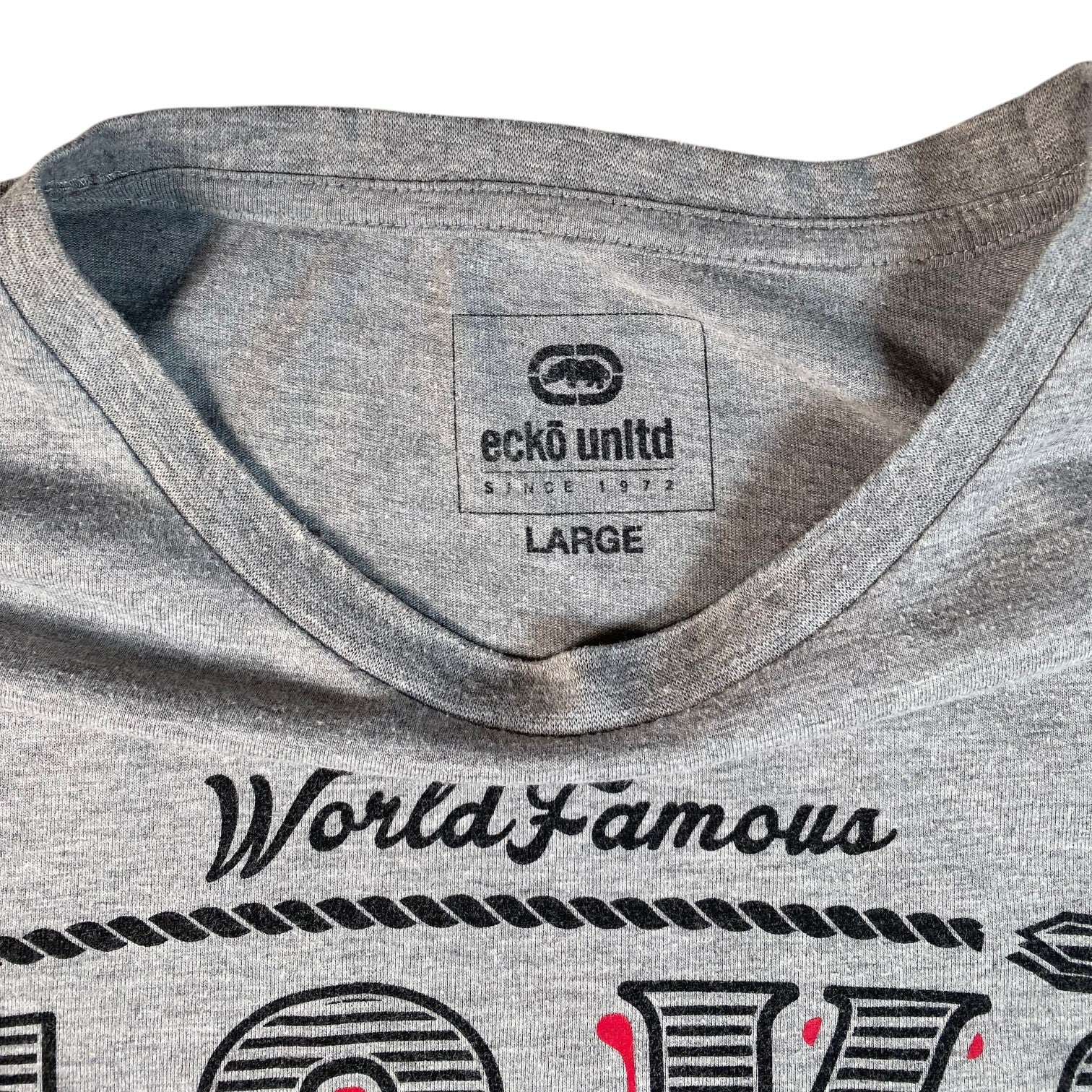 Digg It Thrift & Vintage grey Ecko Unltd. World Famous graphic t-shirt with crew neck and size large label