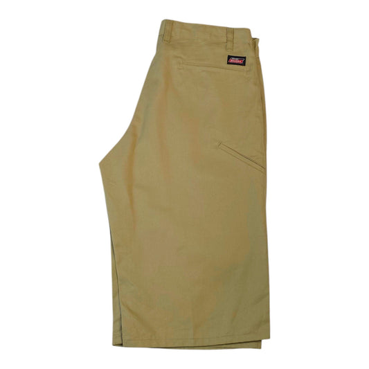 Digg It Thrift & Vintage khaki Dickies shorts with a classic workwear fit and rear logo patch