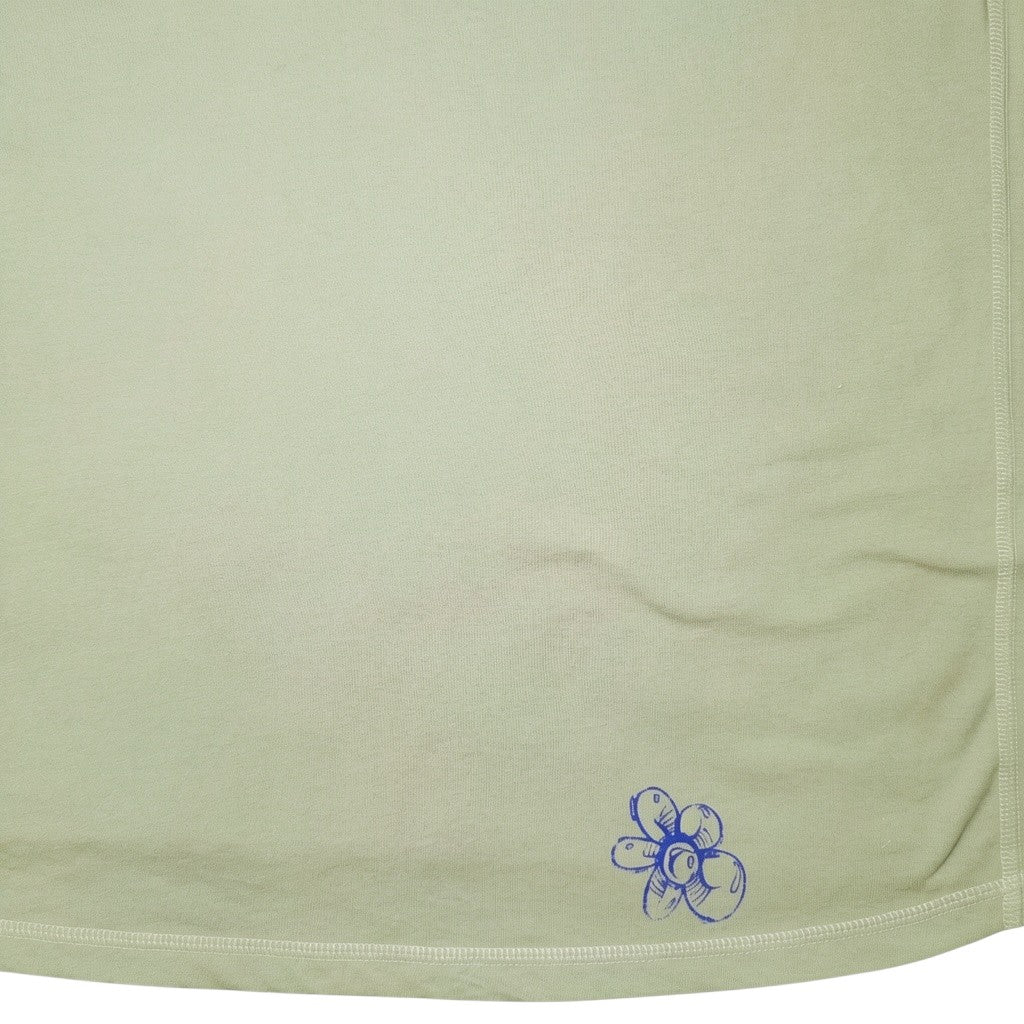 Digg It Thrift & Vintage light green cotton t-shirt with blue flower graphic on hem, size XL.
