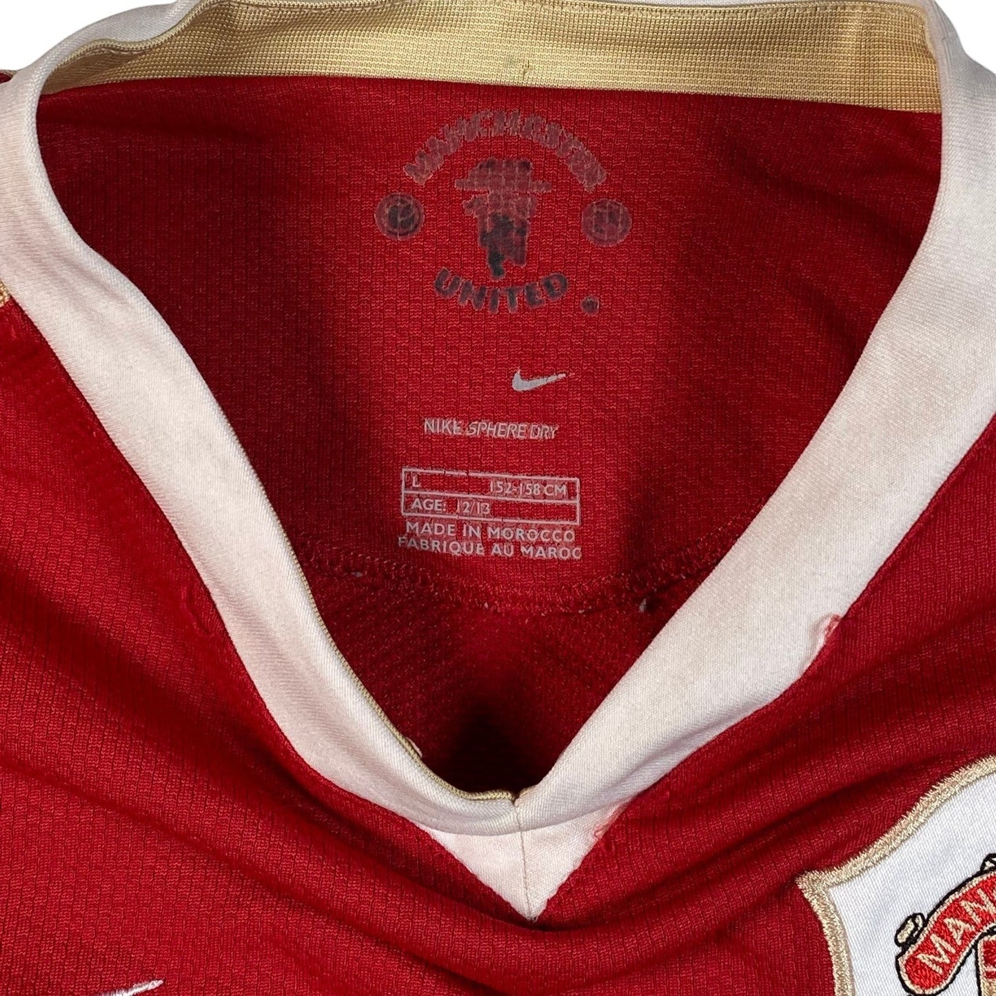 Digg It Thrift & Vintage 2006-2007 Nike Manchester United Giggs home jersey interior collar and size tag detail