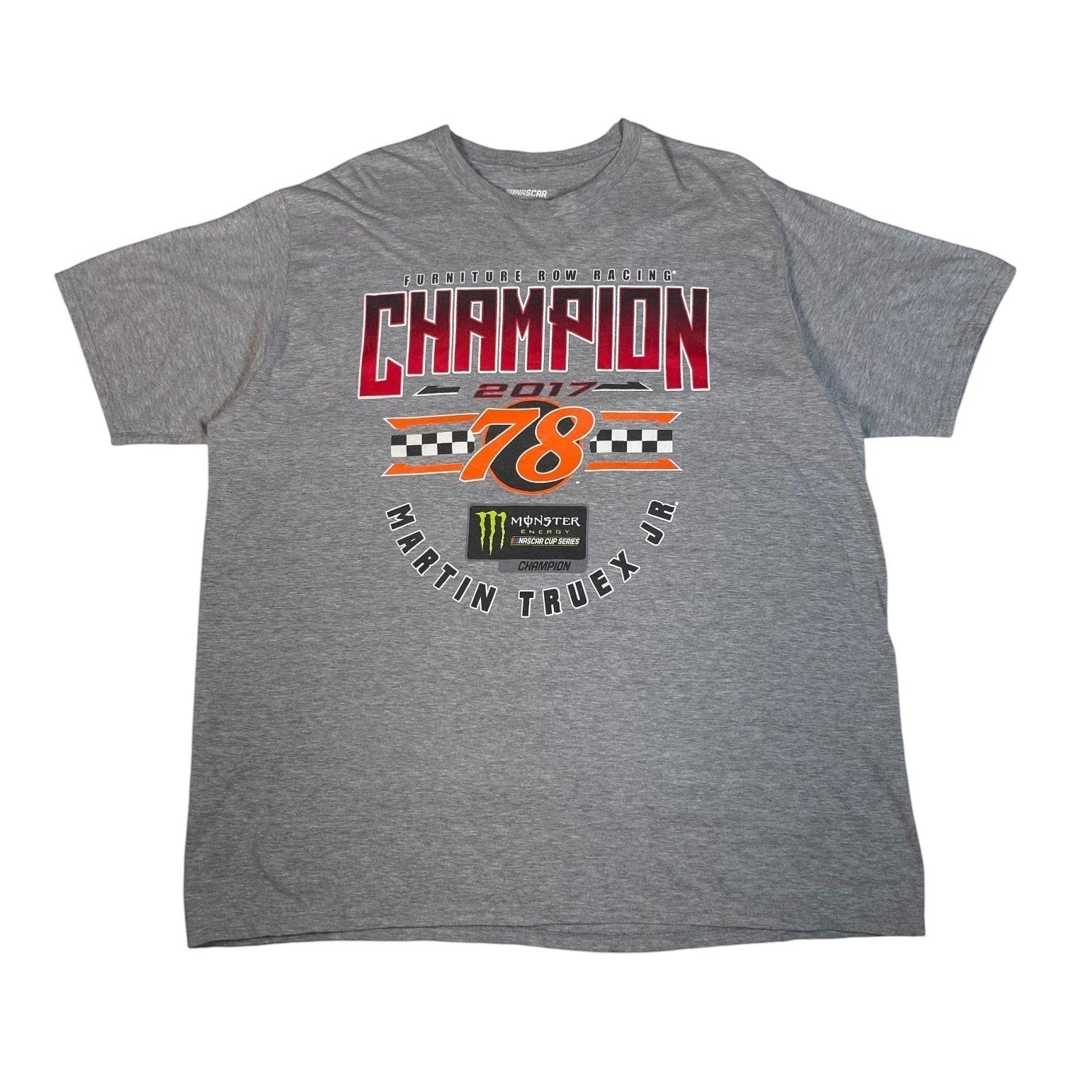 Digg It Thrift & Vintage grey Martin Truex Jr. 2017 NASCAR Cup Series Champion graphic t-shirt, size 2XL
