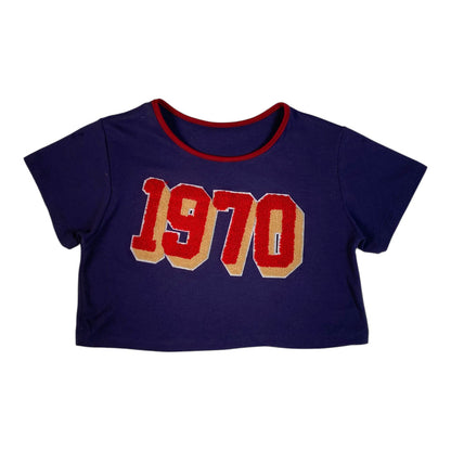 Digg It Thrift & Vintage navy blue cropped t-shirt with a red 1970 chenille patch graphic and red crew neckline.