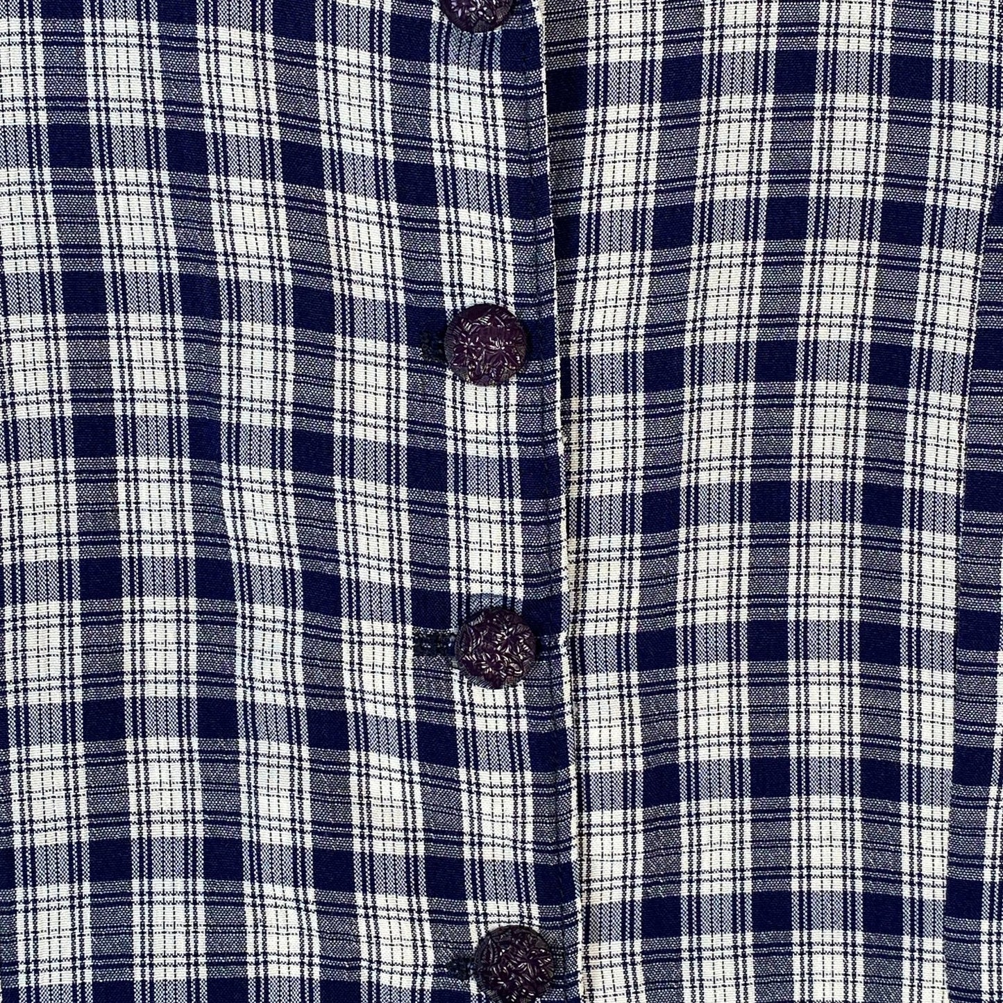 Digg It Thrift & Vintage navy and white plaid sleeveless button-up top with textured dark buttons