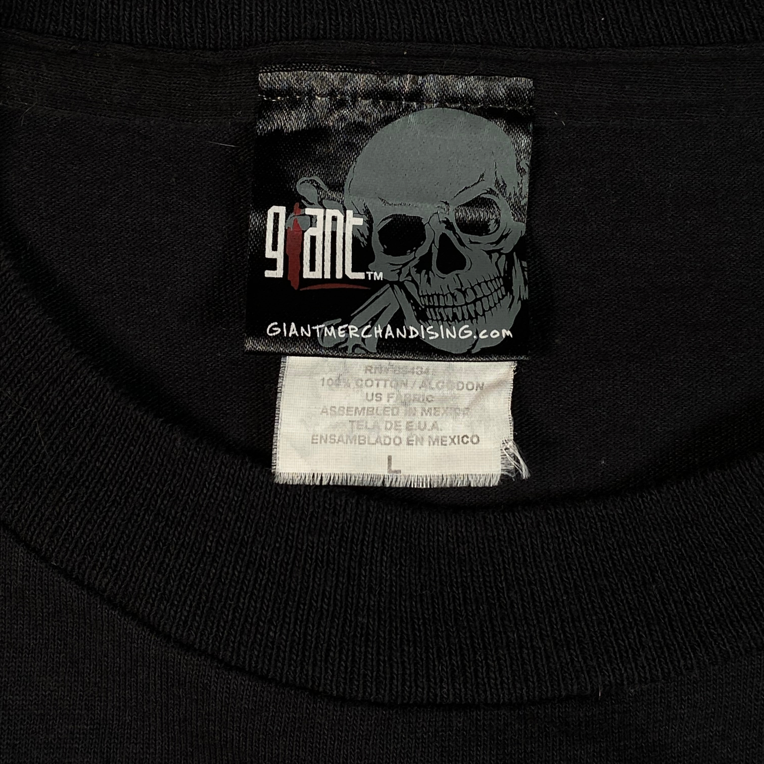 Digg It Thrift & Vintage Nine Inch Nails With Teeth vintage t-shirt neck label showing 100% cotton size large