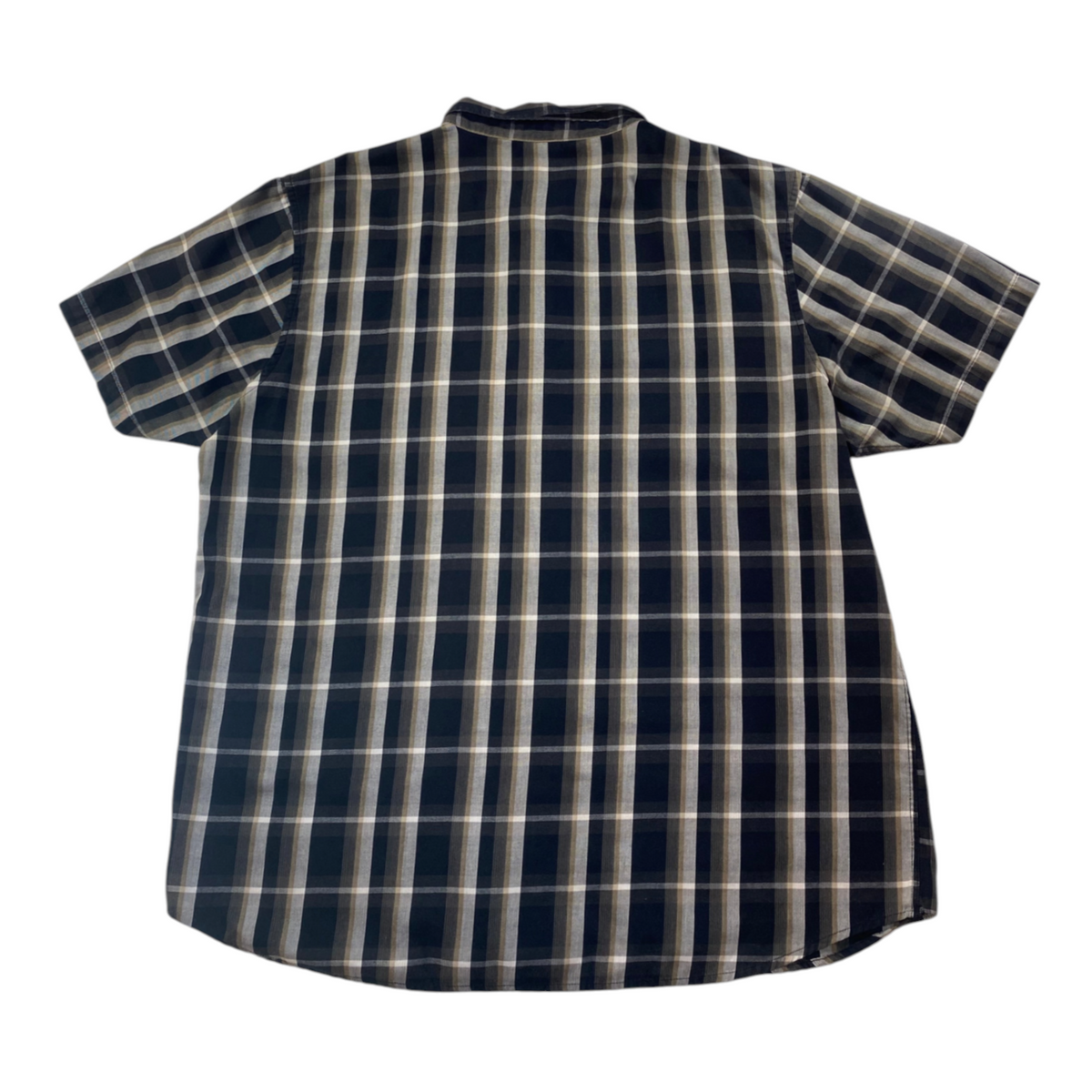 Back view of a Digg It Thrift & Vintage Oakley short sleeve button down shirt in a black and white plaid pattern.